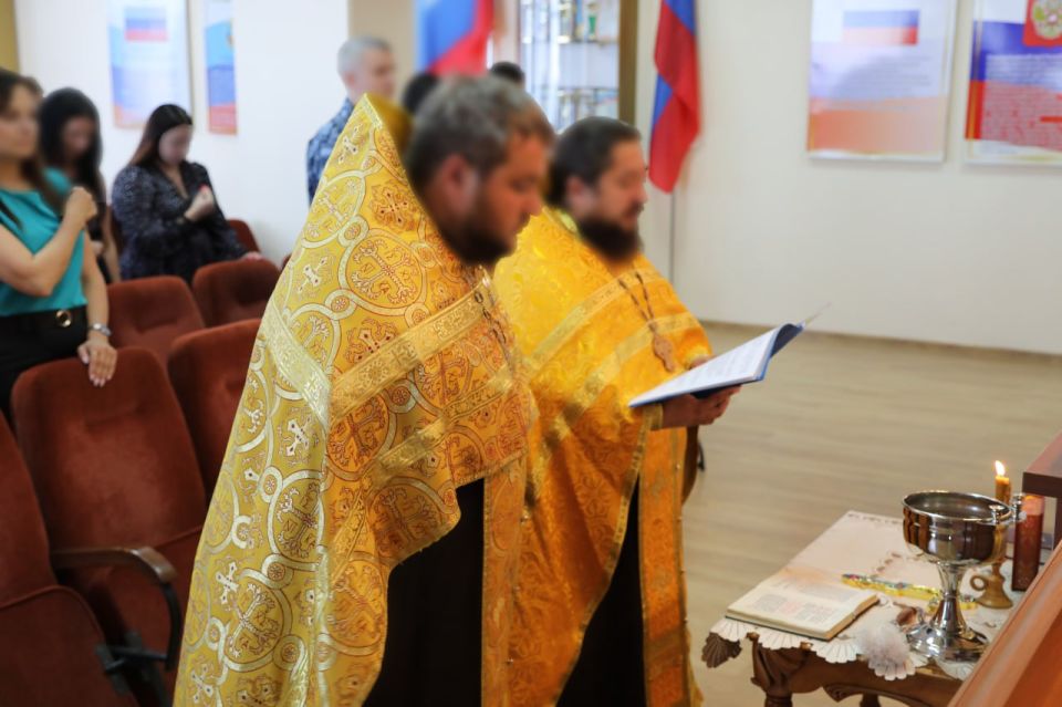 Сотрудники УФСИН России по Луганской Народной Республике отметили праздник Преображения Господня Сотрудники УФСИН России по Луганской Народной Республике отметили праздник Преображения Господня