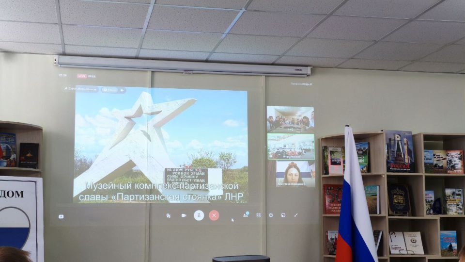 Молодежный совет при Администрации принял участие в онлайн открытии мобильной фотовыставки «Новая Россия - год Победы», которая прошла в городе Новоалександровске Ставропольского края Молодежный совет при Администрации принял участие в онлайн открытии мобильной фотовыставки «Новая Россия - год Победы», которая прошла в городе Новоалександровске Ставропольского края