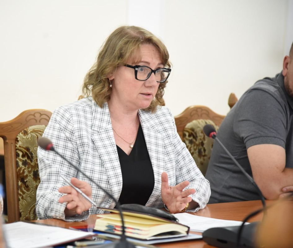 Руководитель Администрации Главы ЛНР Алексей Самойлов провел совещание с наставниками кадрового проекта «Герои Луганщины» Руководитель Администрации Главы ЛНР Алексей Самойлов провел совещание с наставниками кадрового проекта «Герои Луганщины»