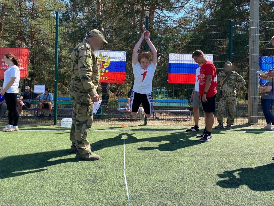 Марина Филиппова: В преддверии Дня Государственного флага, в рамках спортивного марафона «Сила России», который проходит под эгидой «Готов к труду и обороне», состоялось значимое событие для нашей молодежи, организованное... Марина Филиппова: В преддверии Дня Государственного флага, в рамках спортивного марафона «Сила России», который проходит под эгидой «Готов к труду и обороне», состоялось значимое событие для нашей молодежи, организованное...