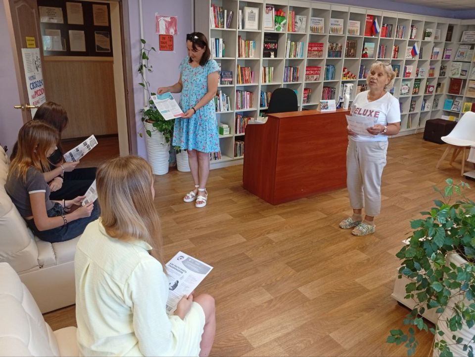 В рамках инициативы по улучшению финансовой безопасности граждан и охране их средств, представители сферы культуры совместно с сотрудниками подведомственных учреждений организовали лекцию и подготовили информационные... В рамках инициативы по улучшению финансовой безопасности граждан и охране их средств, представители сферы культуры совместно с сотрудниками подведомственных учреждений организовали лекцию и подготовили информационные...
