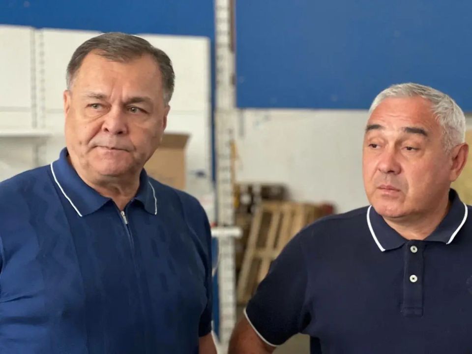 В Лисичанск доставили полноценный самосвал Камаз для нужд городского АТП, ее передала казанская компания «Про-Сервис» В Лисичанск доставили полноценный самосвал Камаз для нужд городского АТП, ее передала казанская компания «Про-Сервис»