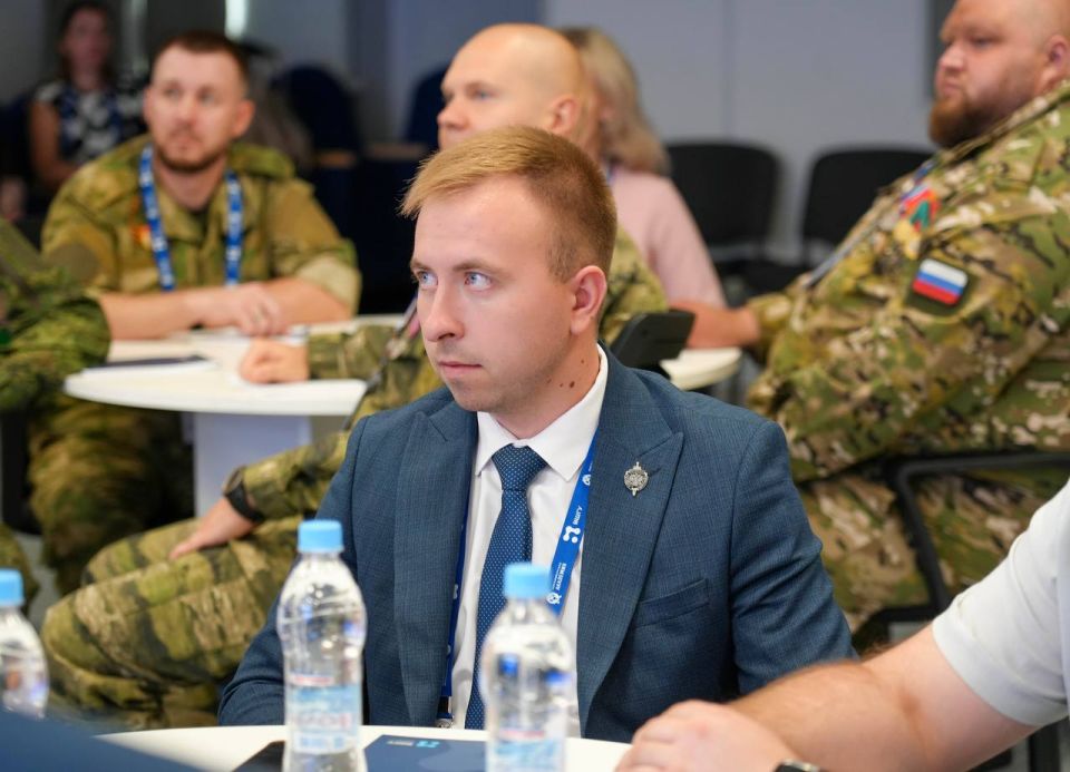 Леонид Пасечник: Кадровый проект «Герои Луганщины» предоставляет участникам СВО возможность проявить себя и внести вклад в развитие нашего региона
