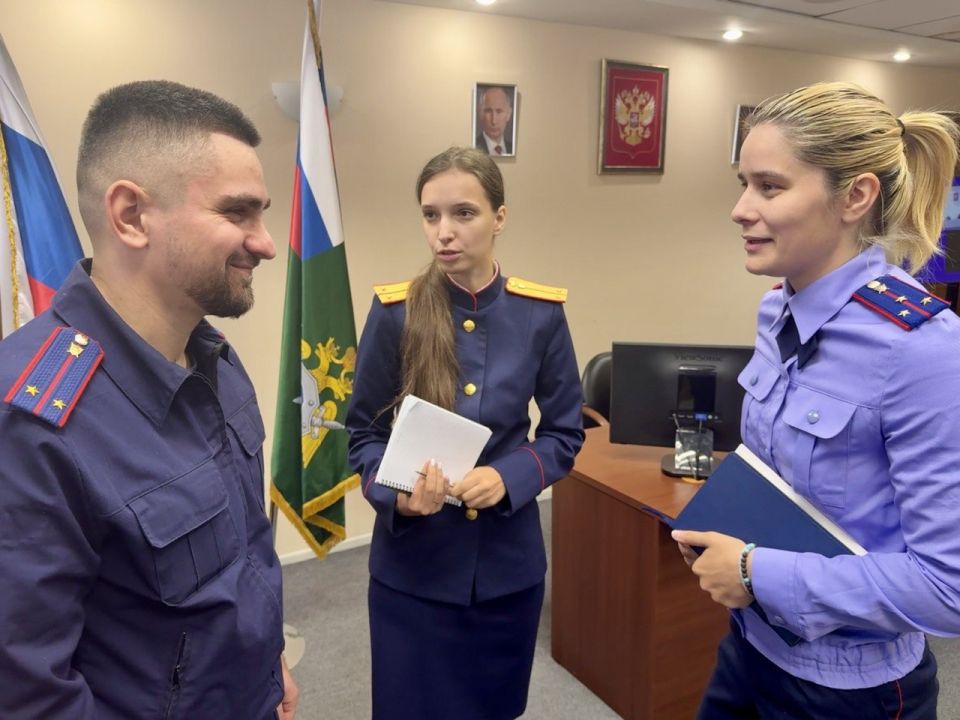 В Западном межрегиональном следственном управлении на транспорте СК России прошла встреча руководства и молодых следователей В Западном межрегиональном следственном управлении на транспорте СК России прошла встреча руководства и молодых следователей