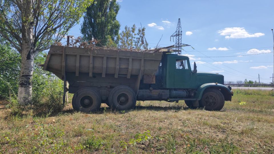 В городе Молодогвардейске продолжаются по наведению порядка на улицах и в общественных пространствах В городе Молодогвардейске продолжаются по наведению порядка на улицах и в общественных пространствах