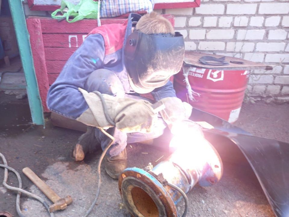 Андрей Рубанцов: За две недели Сыктывкарский Водоканал устранил 14 аварий в Ровеньках Андрей Рубанцов: За две недели Сыктывкарский Водоканал устранил 14 аварий в Ровеньках