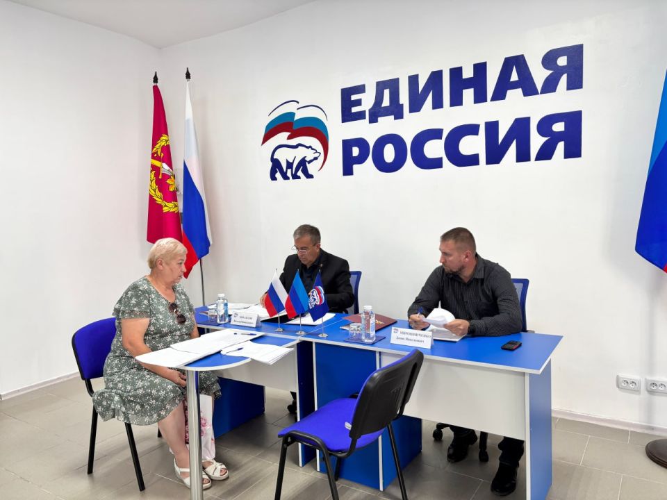 Денис Мирошниченко провел выездной прием граждан в Перевальске Денис Мирошниченко провел выездной прием граждан в Перевальске