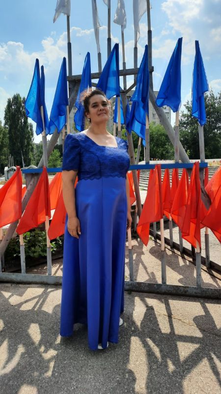 В День государственного флага России городской Дворец культуры пригласил рубежан и гостей города на фотозону «Я своим флагом горжусь!» В День государственного флага России городской Дворец культуры пригласил рубежан и гостей города на фотозону «Я своим флагом горжусь!»