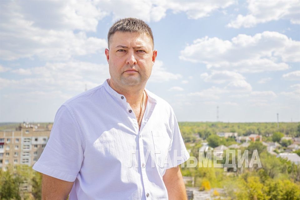 Зампредседателя Правительства ЛНР и участник программы «Герои Луганщины» провели мониторинг капремонта домов в Луганске Зампредседателя Правительства ЛНР и участник программы «Герои Луганщины» провели мониторинг капремонта домов в Луганске