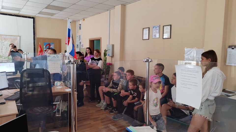 Луганский центр медицины катастроф: Важный урок безопасности и надежды для детей из прифронтового Кременского района Луганский центр медицины катастроф: Важный урок безопасности и надежды для детей из прифронтового Кременского района
