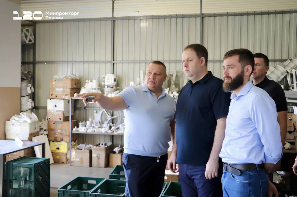 Иван Куликов посетил регионы Донбасса и Новороссии Иван Куликов посетил регионы Донбасса и Новороссии
