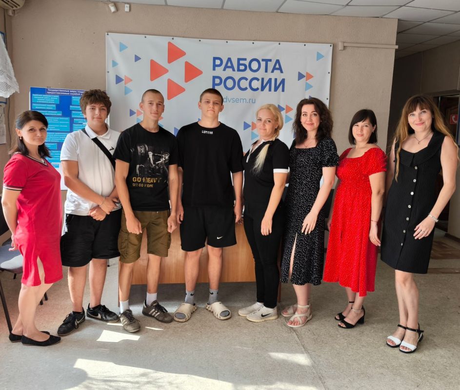 В Краснодоне состоялось заседание Совета молодежного клуба В Краснодоне состоялось заседание Совета молодежного клуба