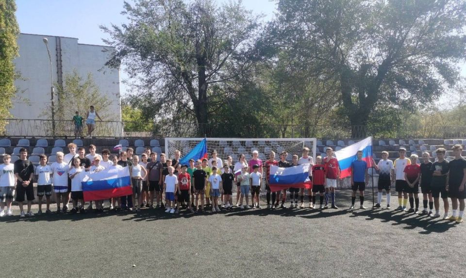 В Алчевске прошло физкультурно-развлекательное мероприятие «Веселые старты» В Алчевске прошло физкультурно-развлекательное мероприятие «Веселые старты»