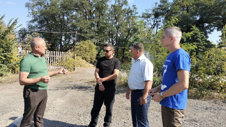 В Ровеньках продолжается капитальный ремонт водовода Курган — Новодарьевка В Ровеньках продолжается капитальный ремонт водовода Курган — Новодарьевка