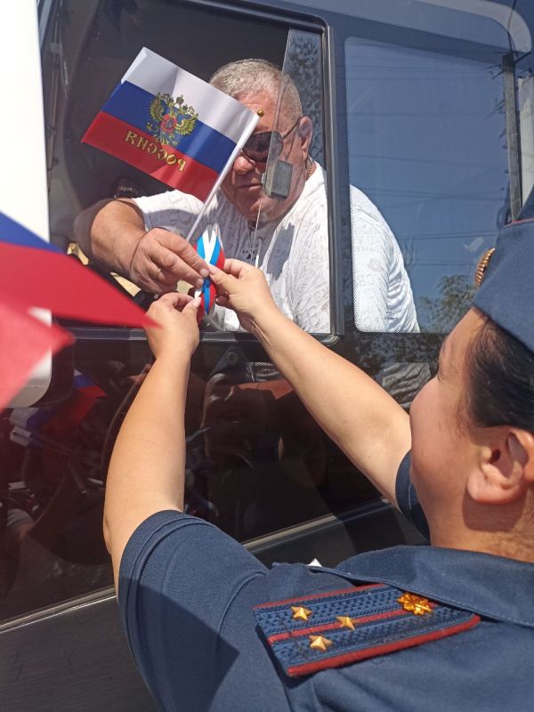 Комплексом мероприятий отметили День Государственного флага в ИК № 3 регионального УФСИН