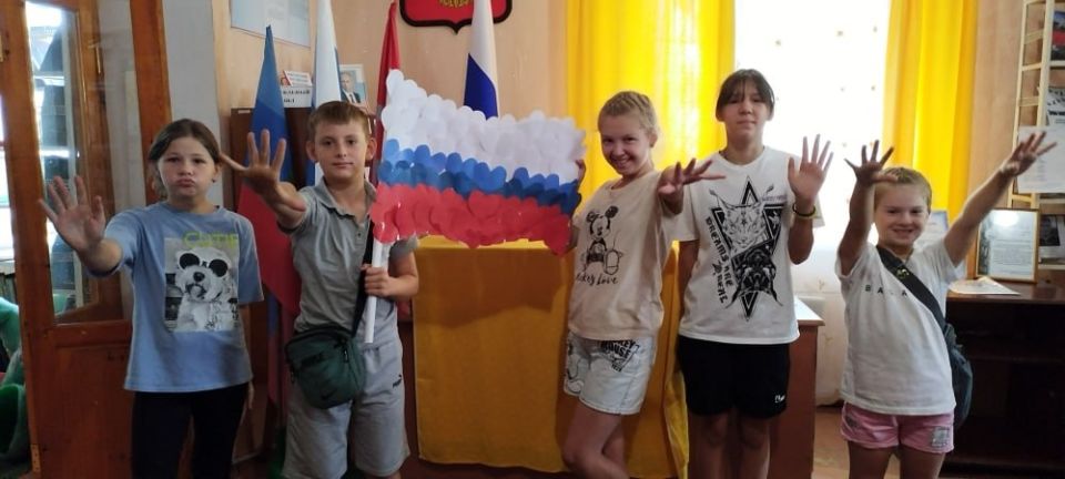 Творческая мастерская «РазУмниКИ» не заставила себя долго ждать, ребята приступили к заданию Творческая мастерская «РазУмниКИ» не заставила себя долго ждать, ребята приступили к заданию