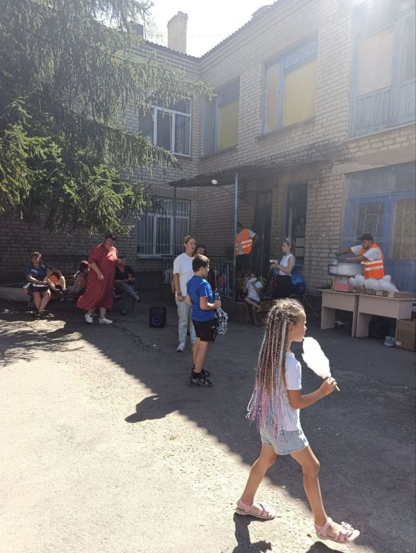 Светлые моменты: Путешествие в Старобельск для детей из Белокуракино Вчера, 21 августа состоялась поездка детей... Светлые моменты: Путешествие в Старобельск для детей из Белокуракино Вчера, 21 августа состоялась поездка детей...