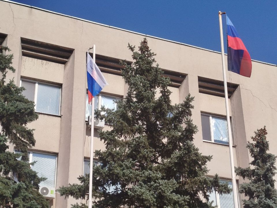 Ежегодно, 22 августа, Российская Федерация отмечает один из своих важнейших праздников – День Государственного флага Ежегодно, 22 августа, Российская Федерация отмечает один из своих важнейших праздников – День Государственного флага