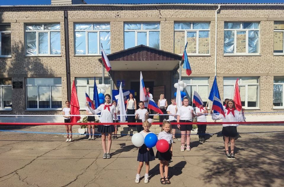 В населенных пунктах, находящихся в ведении отдела по жизнеобеспечению пгт Северный, с. Давыдо-Никольское, с. Великий Суходол, прошли праздничные мероприятия, посвященные Дню Государственного флага! В населенных пунктах, находящихся в ведении отдела по жизнеобеспечению пгт Северный, с. Давыдо-Никольское, с. Великий Суходол, прошли праздничные мероприятия, посвященные Дню Государственного флага!
