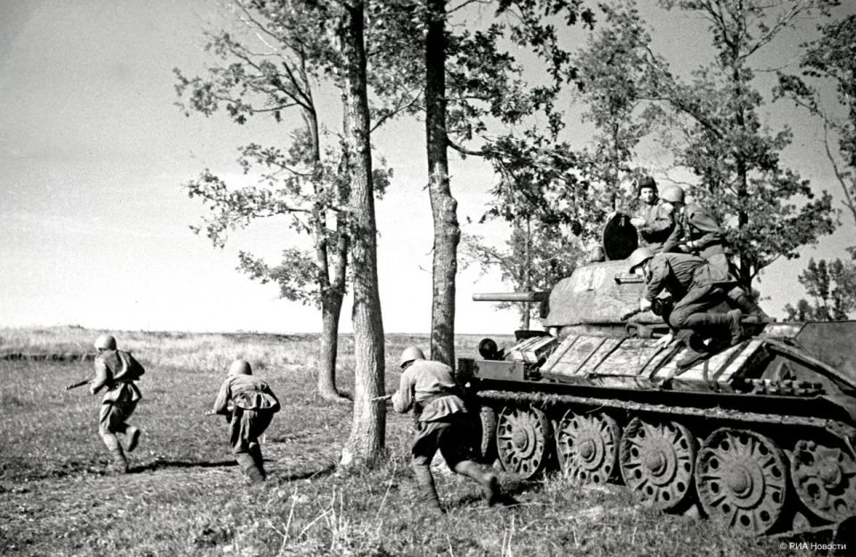23 августа 1943 года победно завершилась Курская битва – одно из важнейших событий Великой Отечественной войны 23 августа 1943 года победно завершилась Курская битва – одно из важнейших событий Великой Отечественной войны