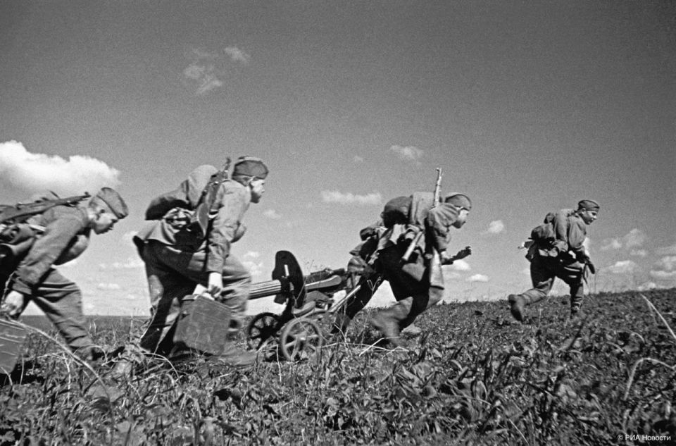 23 августа 1943 года победно завершилась Курская битва – одно из важнейших событий Великой Отечественной войны 23 августа 1943 года победно завершилась Курская битва – одно из важнейших событий Великой Отечественной войны