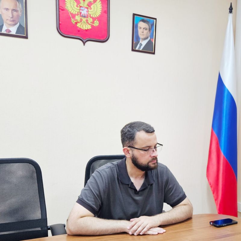 Финалист проекта «Герои Луганщины» посетил Избирком ЛНР Финалист проекта «Герои Луганщины» посетил Избирком ЛНР