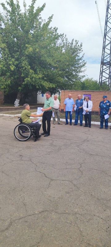 ПОЗДРАВЛЕНИЕ С ДНЁМ ОФИЦЕРА В КРАСНОМ ЛУЧЕ ПОЗДРАВЛЕНИЕ С ДНЁМ ОФИЦЕРА В КРАСНОМ ЛУЧЕ