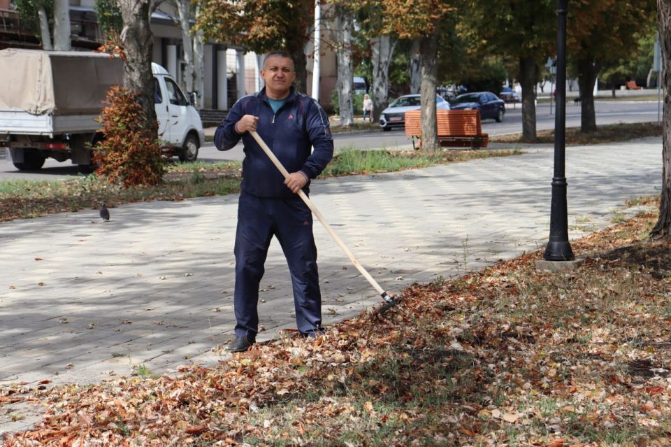 Наш город готовится отметить сразу три важных события — День города и День шахтёра, а также 90-летие стахановского движения Наш город готовится отметить сразу три важных события — День города и День шахтёра, а также 90-летие стахановского движения