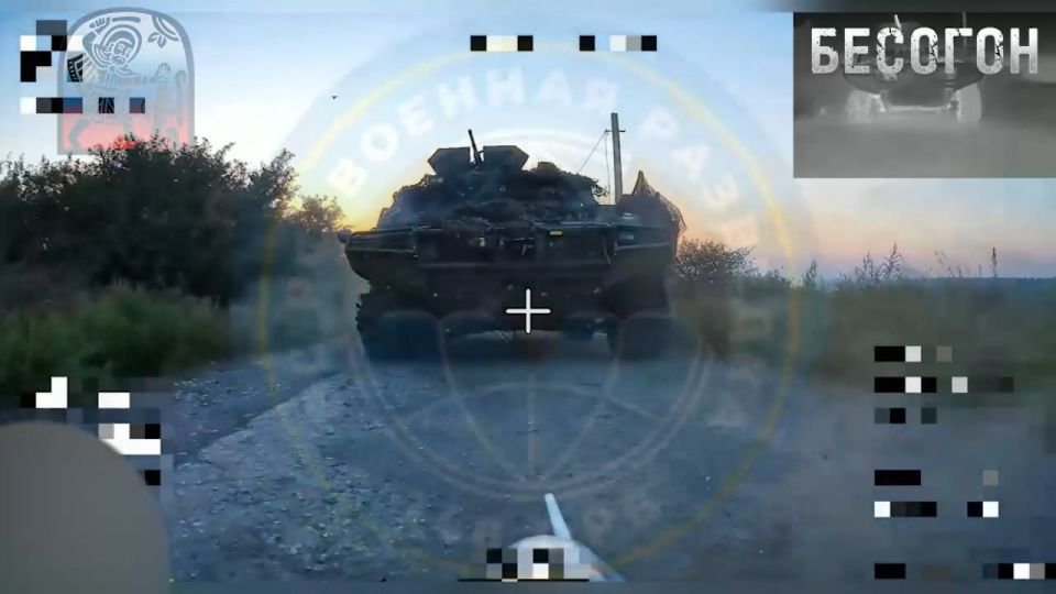 Работа FPV-дронов по технике и пехоте 3-го армейского корпуса ВСУ, контратакующего позиции ВС РФ в районе села Новомихайловка на стыке ДНР, ЛНР и Харьковской области Работа FPV-дронов по технике и пехоте 3-го армейского корпуса ВСУ, контратакующего позиции ВС РФ в районе села Новомихайловка на стыке ДНР, ЛНР и Харьковской области