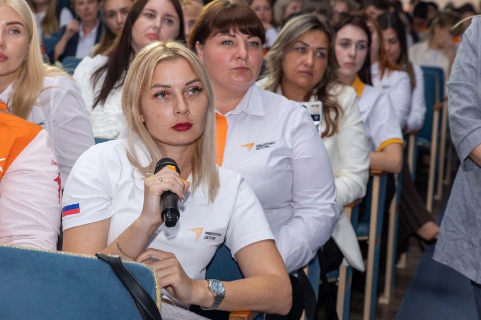 Иван Кусов: Сегодня в Луганском государственном университете имени В. Даля прошёл уже традиционный форум «Советники нового времени: архитекторы будущего», в котором приняли участие более 500 советников директоров по... Иван Кусов: Сегодня в Луганском государственном университете имени В. Даля прошёл уже традиционный форум «Советники нового времени: архитекторы будущего», в котором приняли участие более 500 советников директоров по...