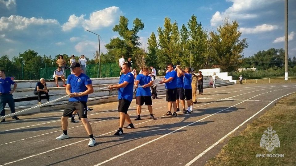 Отметили День Государственного флага РФ спортивными достижениями Отметили День Государственного флага РФ спортивными достижениями