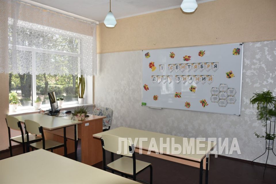 С рабочим визитом Лутугинский округ посетила делегация региона-шефа во главе с Председателем Правительства Удмуртской Республики Романом Ефимовым С рабочим визитом Лутугинский округ посетила делегация региона-шефа во главе с Председателем Правительства Удмуртской Республики Романом Ефимовым