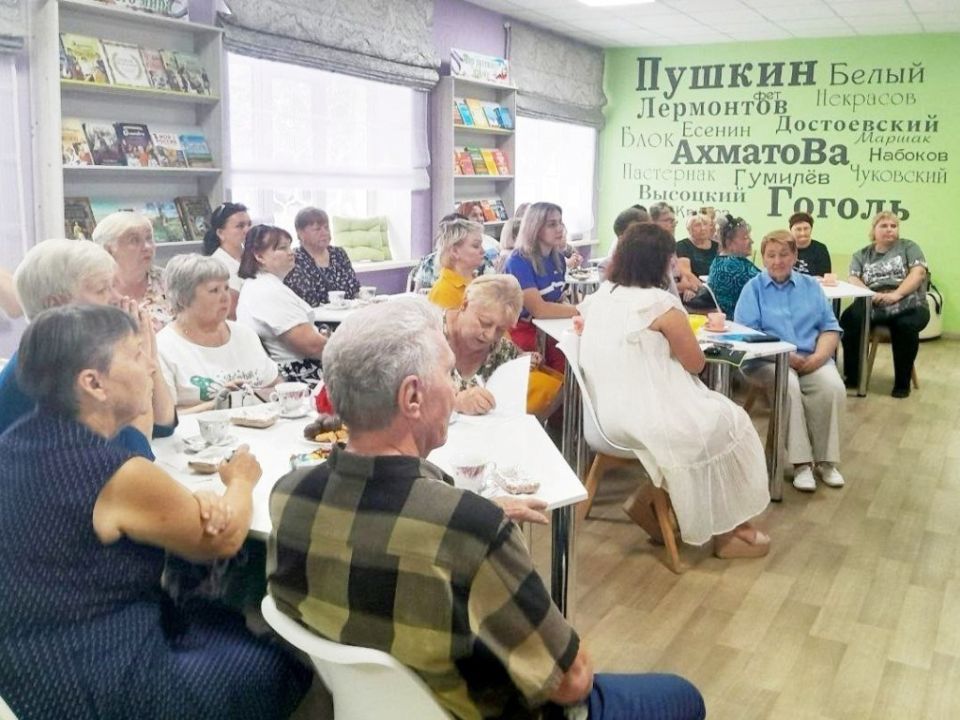В Центральной городской библиотеке состоялась встреча клуба матерей «Вместе мы сильнее» В Центральной городской библиотеке состоялась встреча клуба матерей «Вместе мы сильнее»