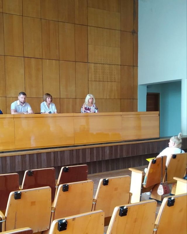 Сегодня состоялось очередное заседание рабочей группы межведомственной комиссии Луганской Народной Республики по противодействию нелегальной занятости на территории муниципального образования городской округ город Рубежное Сегодня состоялось очередное заседание рабочей группы межведомственной комиссии Луганской Народной Республики по противодействию нелегальной занятости на территории муниципального образования городской округ город Рубежное