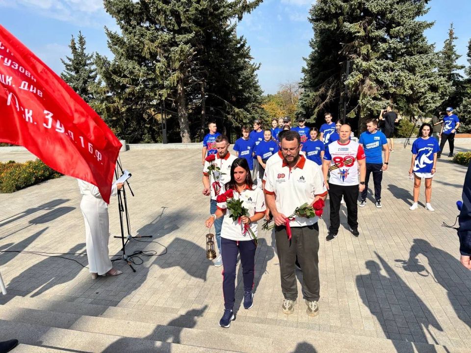 В Луганске состоялся этап Всероссийской спортивно-патриотической акции «От Победы к Победе!», приуроченной к 80-й годовщине первого Парада Победы на Красной площади В Луганске состоялся этап Всероссийской спортивно-патриотической акции «От Победы к Победе!», приуроченной к 80-й годовщине первого Парада Победы на Красной площади
