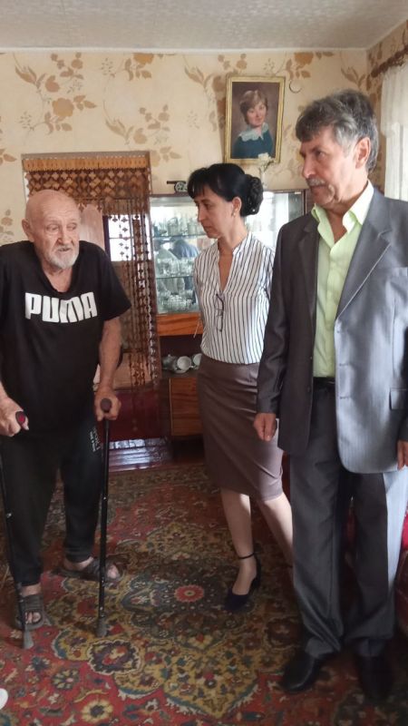 Сегодня в Валуйском отделе жизнеобеспечения прошел выездной прием граждан Сегодня в Валуйском отделе жизнеобеспечения прошел выездной прием граждан