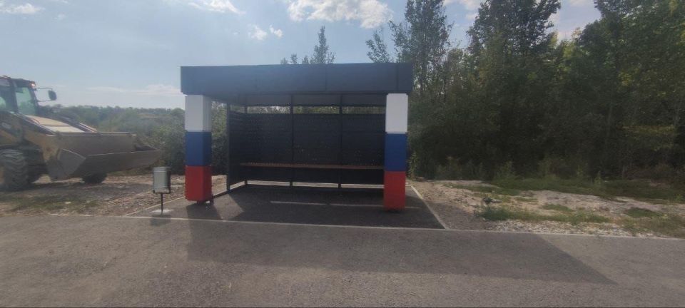 На участке дороги "Беловодск-Брусовка" укрепляют обочины на линии и остановках На участке дороги "Беловодск-Брусовка" укрепляют обочины на линии и остановках