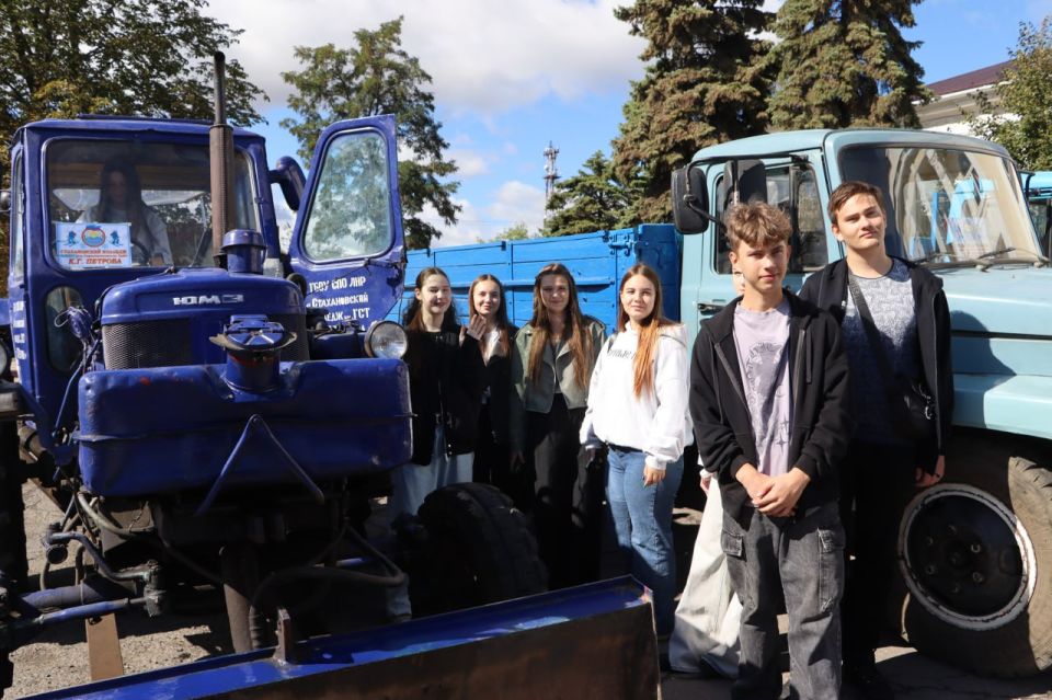 В Стаханове торжественно открылся патриотический форум «Стаханов трудовой» В Стаханове торжественно открылся патриотический форум «Стаханов трудовой»
