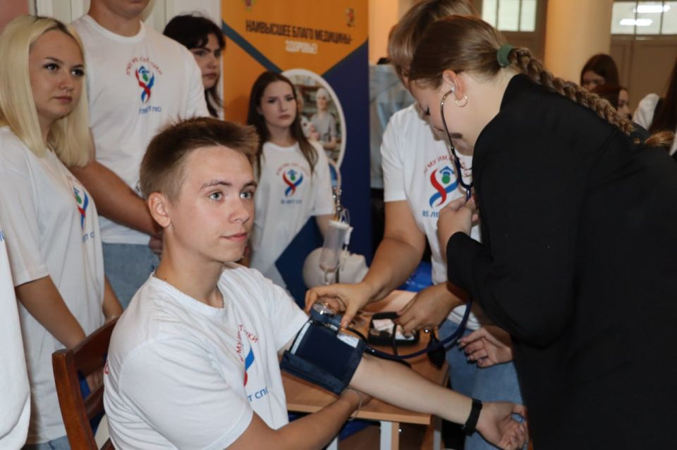 В Стаханове торжественно открылся патриотический форум «Стаханов трудовой» В Стаханове торжественно открылся патриотический форум «Стаханов трудовой»
