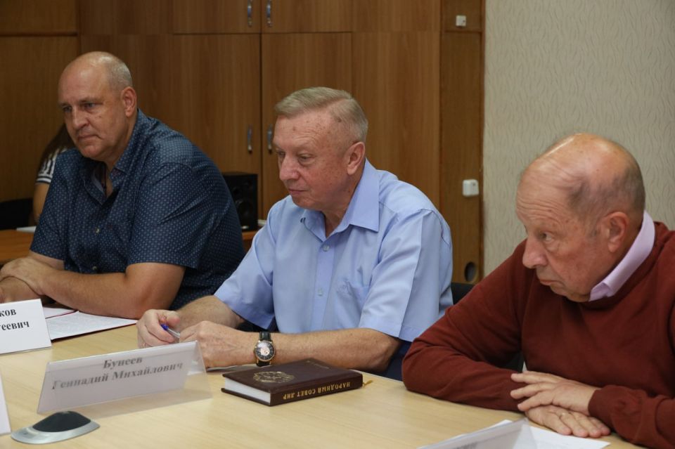 Вопросы образования, здравоохранения и социальной политики обсудили в профильном комитете Народного Совета Вопросы образования, здравоохранения и социальной политики обсудили в профильном комитете Народного Совета