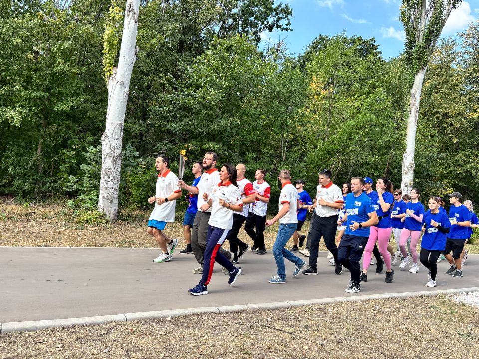 В Луганске состоялся этап Всероссийской спортивно-патриотической акции «От Победы к Победе!», приуроченной к 80-й годовщине первого Парада Победы на Красной площади В Луганске состоялся этап Всероссийской спортивно-патриотической акции «От Победы к Победе!», приуроченной к 80-й годовщине первого Парада Победы на Красной площади