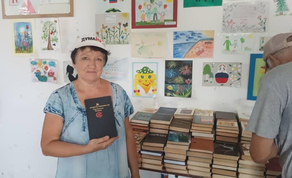 Более 6,5 тысяч книг из Татарстана доставлены в библиотеки Лисичанска и Рубежного Более 6,5 тысяч книг из Татарстана доставлены в библиотеки Лисичанска и Рубежного