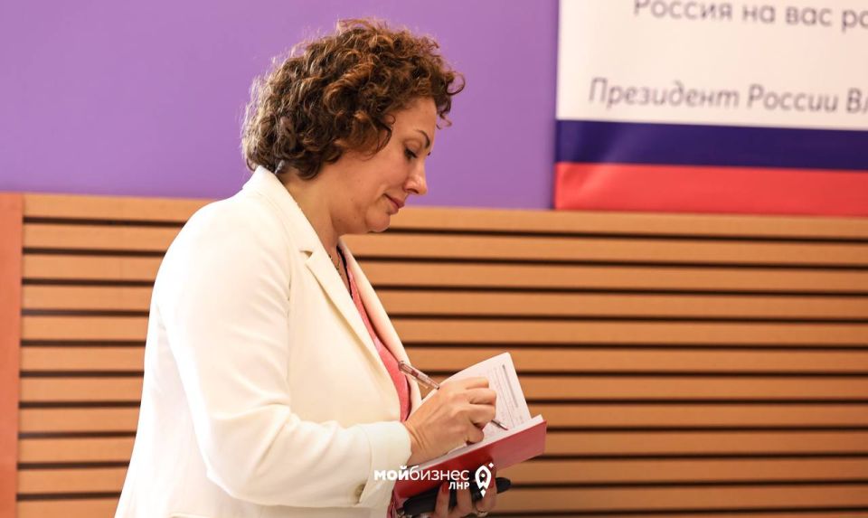 Узнали всё о формах бизнеса! Узнали всё о формах бизнеса!