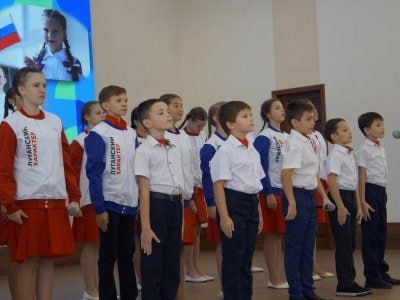 Педагоги Луганска обсудили перспективы на ежегодном августовском совещании Педагоги Луганска обсудили перспективы на ежегодном августовском совещании