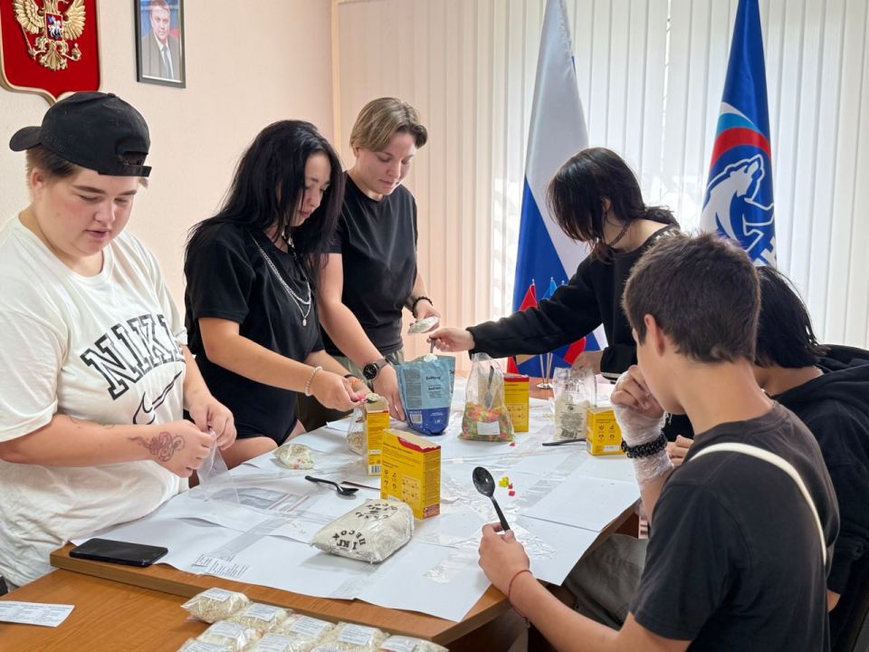 Активисты «Единой России» помогают участникам СВО Активисты «Единой России» помогают участникам СВО