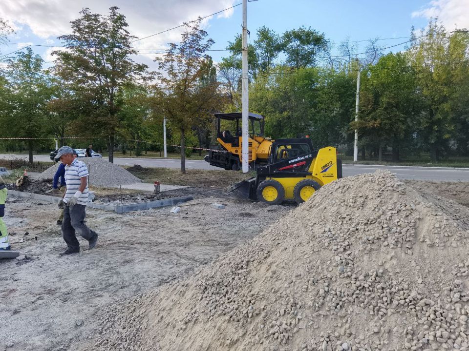 Сквер Победы преображается на глазах! Сквер Победы преображается на глазах!