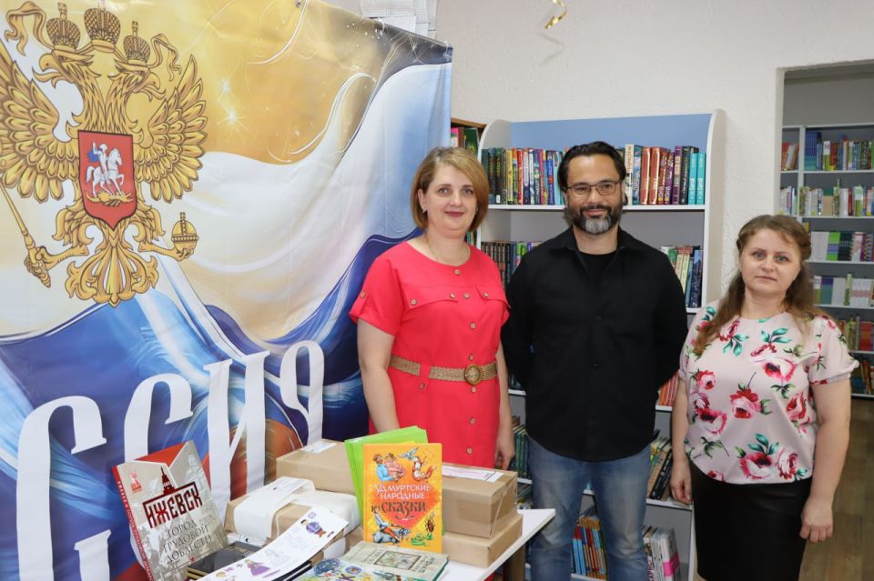 Евгений Бондарь: На этой неделе муниципалитет посетила делегация государственных СМИ Удмуртской Республики Евгений Бондарь: На этой неделе муниципалитет посетила делегация государственных СМИ Удмуртской Республики