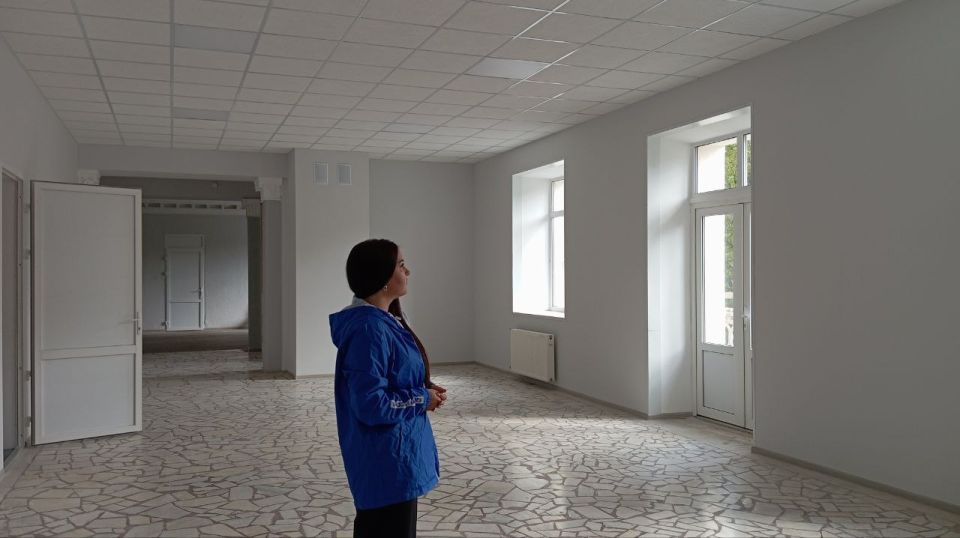 «Единая Россия» проверила ход реализации народной программы в Краснолучском Дворце Культуры «Единая Россия» проверила ход реализации народной программы в Краснолучском Дворце Культуры