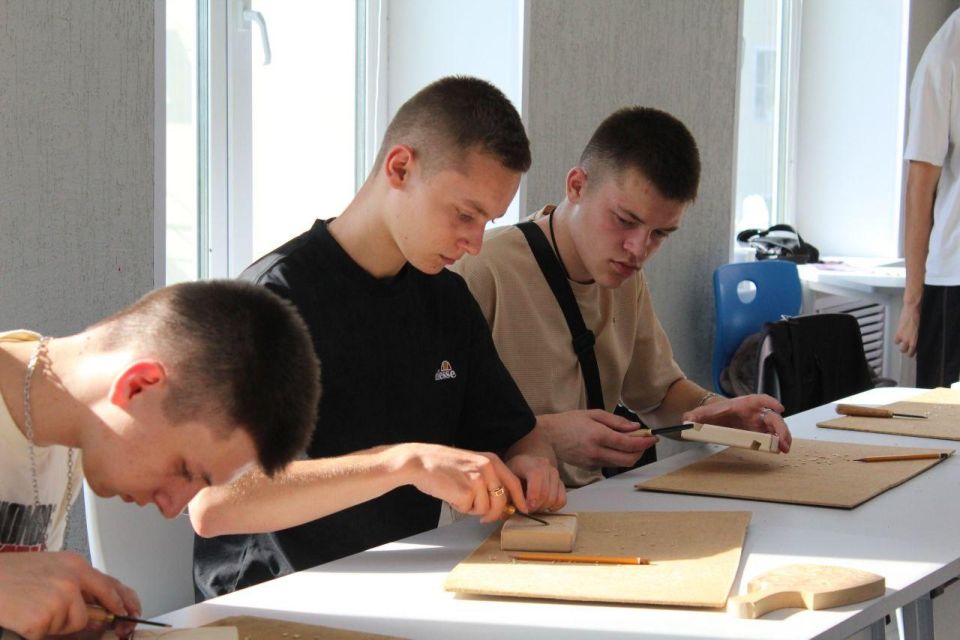 «Горизонт событий» в «Чумляке»: краснодонские школьники учатся, творят и отдыхают! «Горизонт событий» в «Чумляке»: краснодонские школьники учатся, творят и отдыхают!
