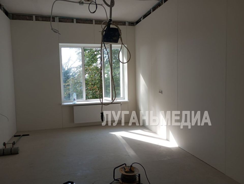 В Белокуракинской центральной районной многопрофильной больнице продолжается ремонт хирургического отделения В Белокуракинской центральной районной многопрофильной больнице продолжается ремонт хирургического отделения